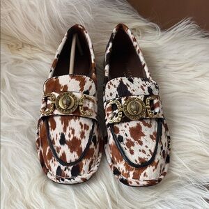 Kurt Geiger Brown and White Loafers with Gold Accents